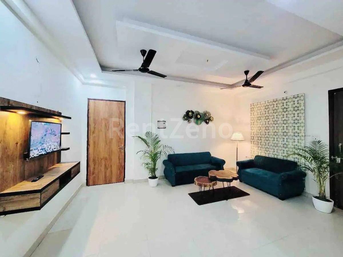 1 Room Available in Shared 3 BHK — photo 3 of 6